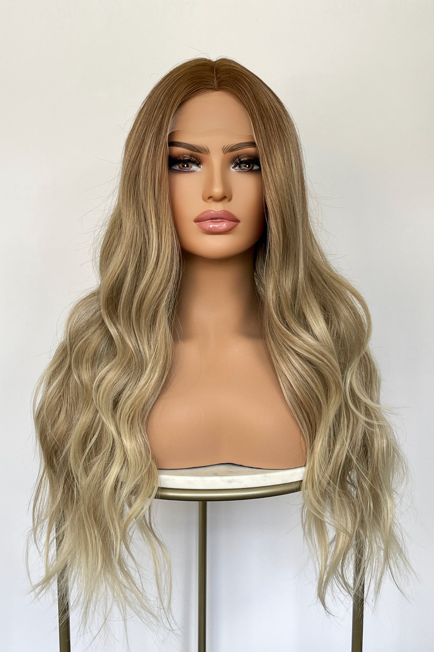 HOLLY - Synthetic Lace Wig