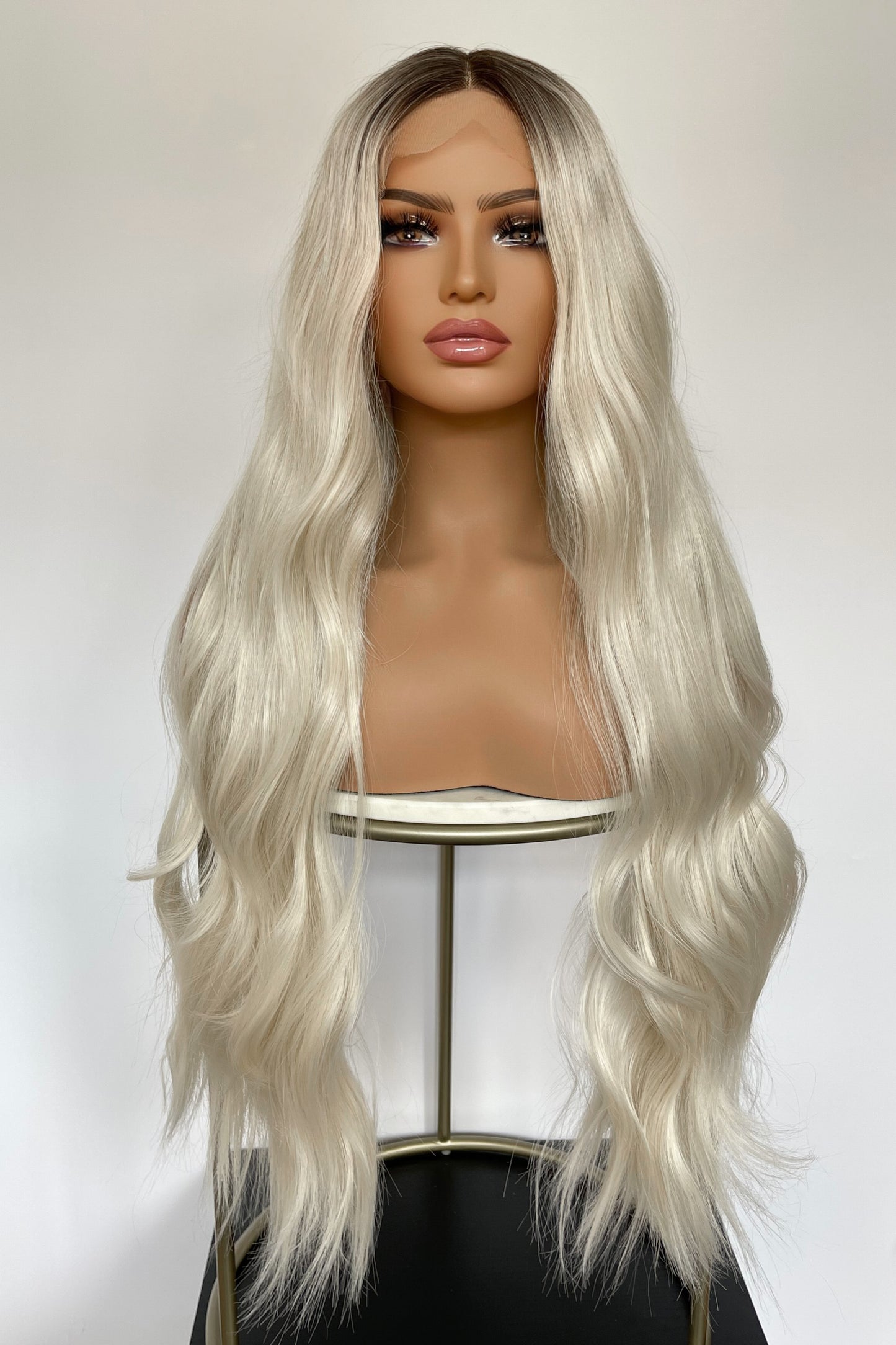 SNOW - Synthetic Lace Wig